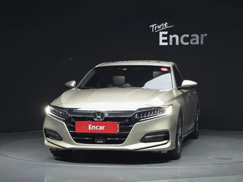 Honda Accord 2.0 Hybrid Touring, снимка 3 - Автомобили и джипове - 55985359