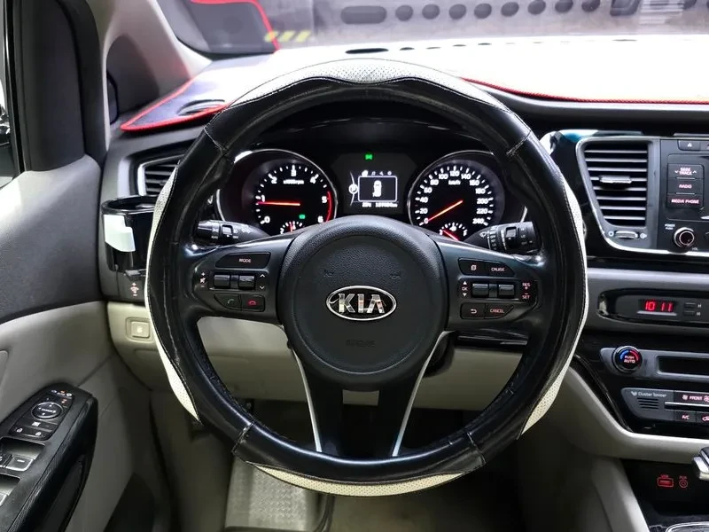 Kia Carnival  9-Seater Prestige | Mobile.bg � ����������� 13