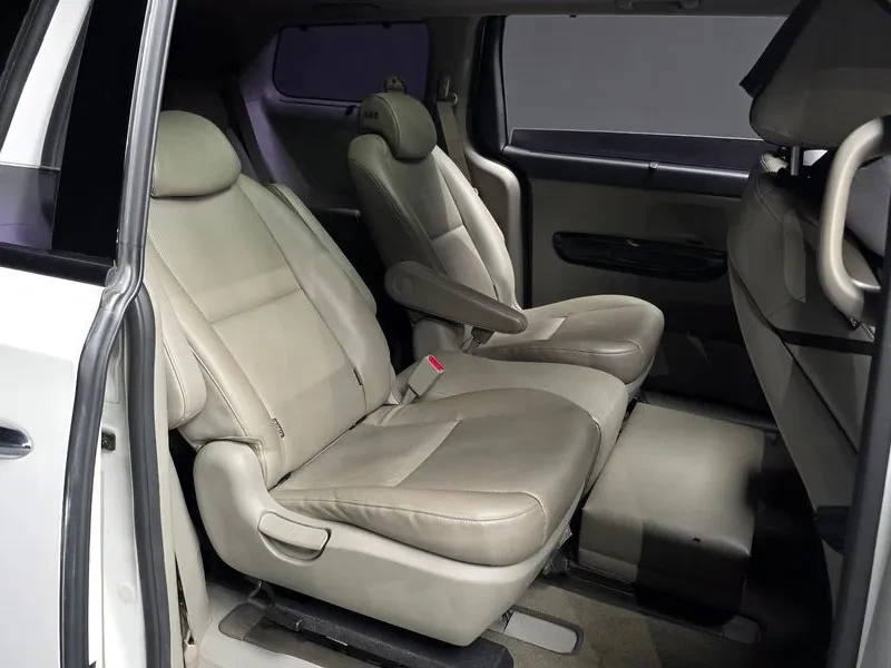 Kia Carnival  9-Seater Prestige | Mobile.bg � ����������� 12