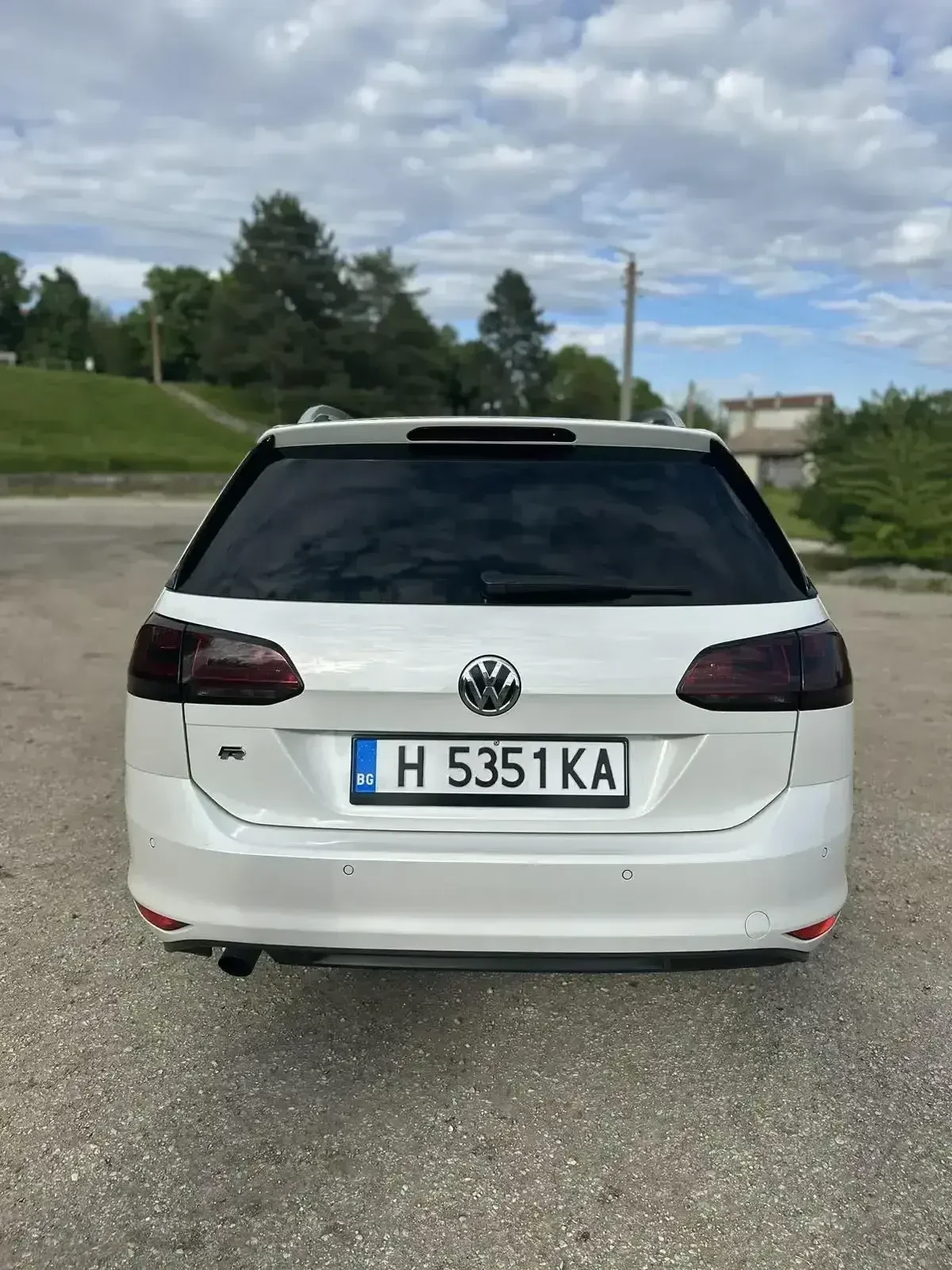 VW Golf 1.6 TDI R-line - изображение 2