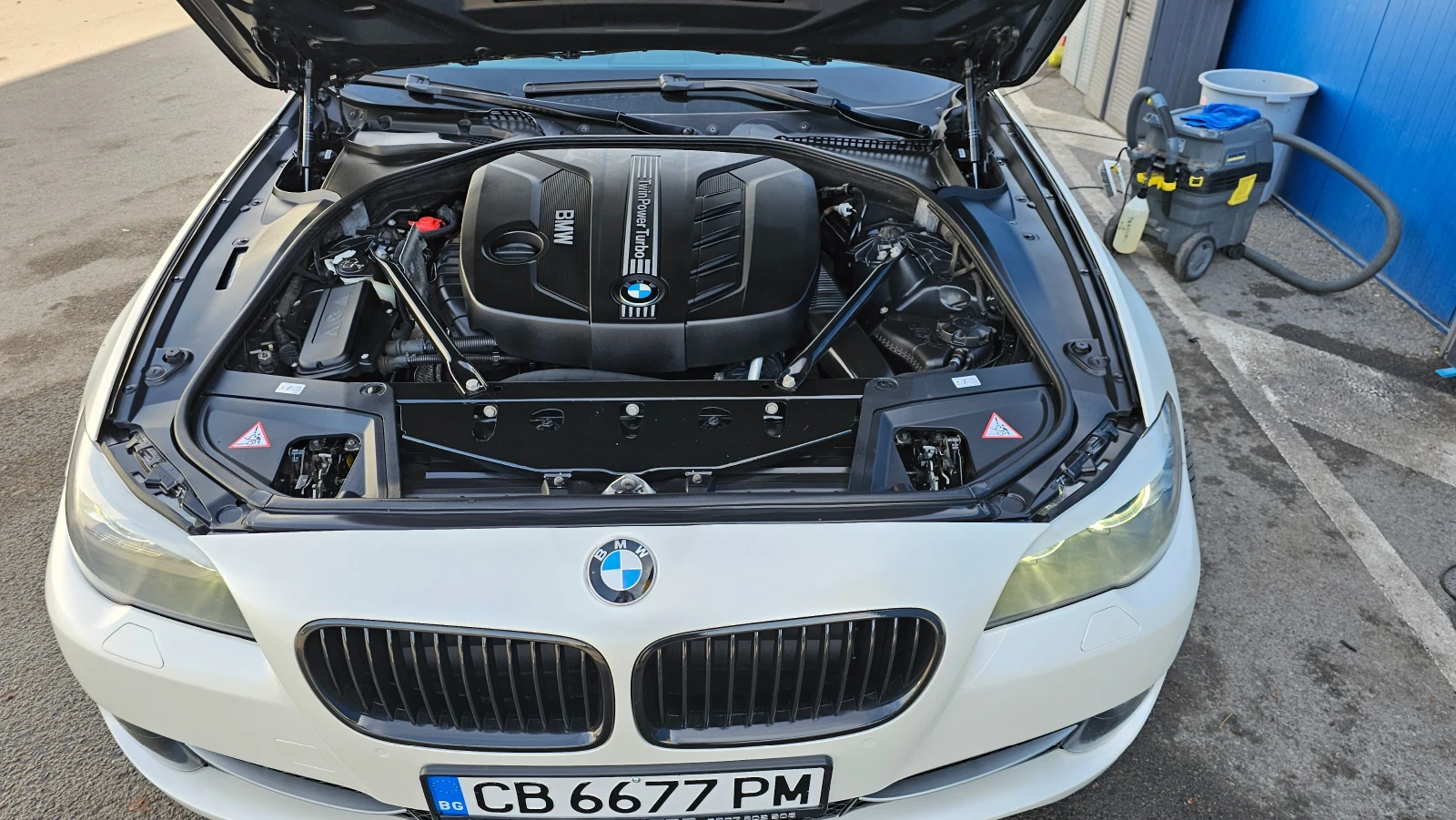 BMW 525 D x-Drive  | Mobile.bg   16