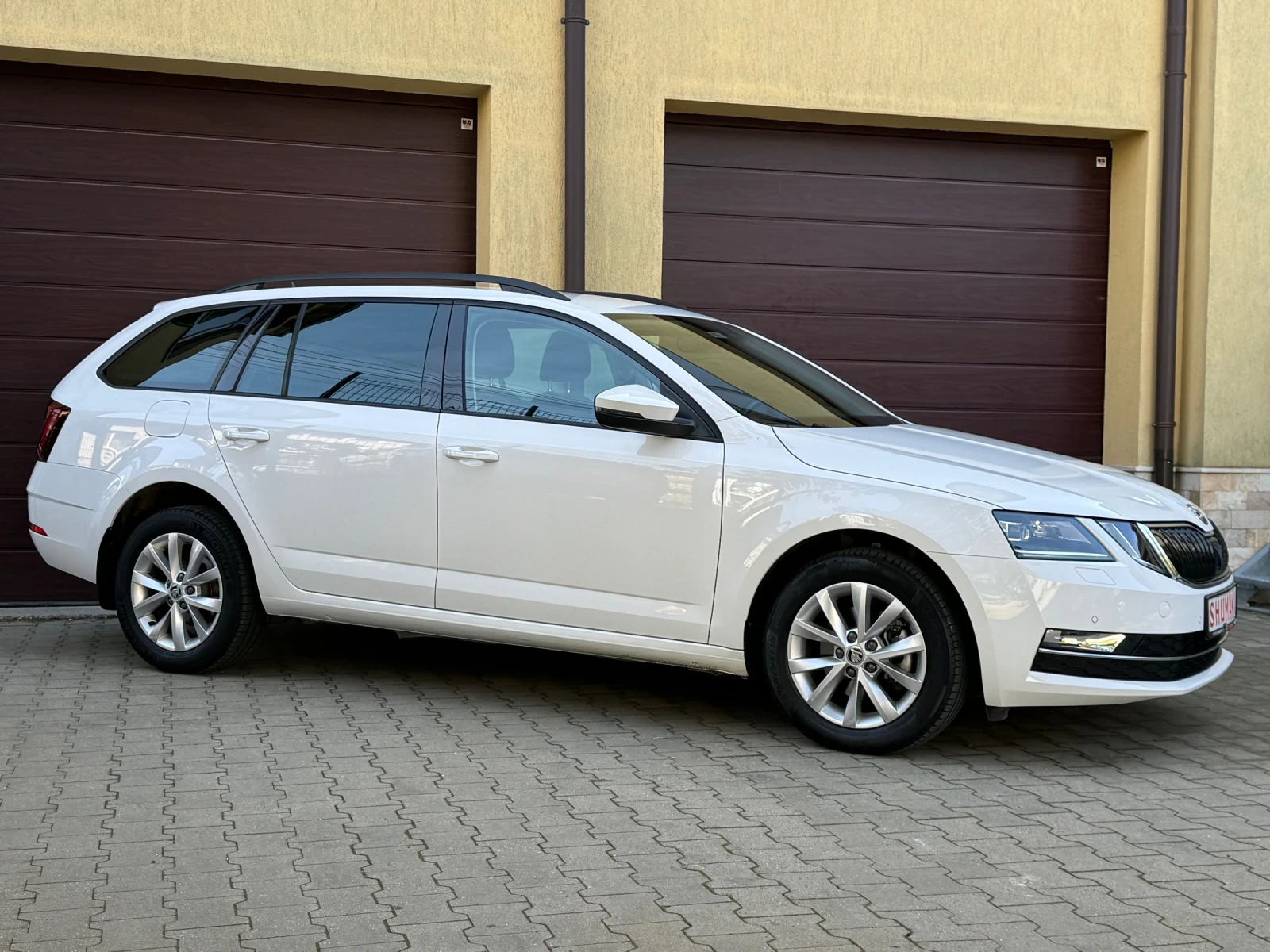 Skoda Octavia 1.5TSi G-TEC 39хил.км! в Гаранция! - изображение 5