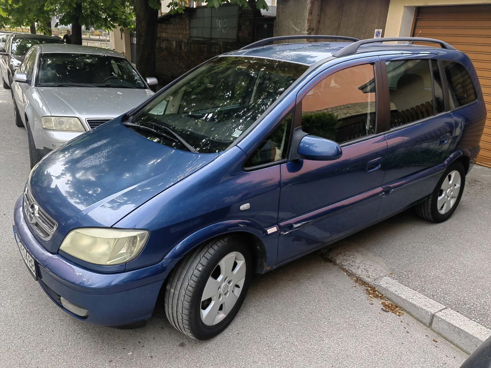 Opel Zafira 2.0 - изображение 2