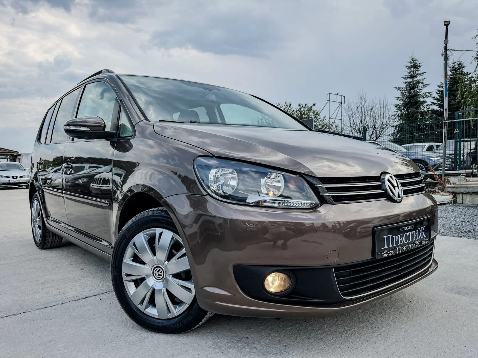 VW Touran 1.6 TDI - DSG - COMMON RAIL - изображение 3