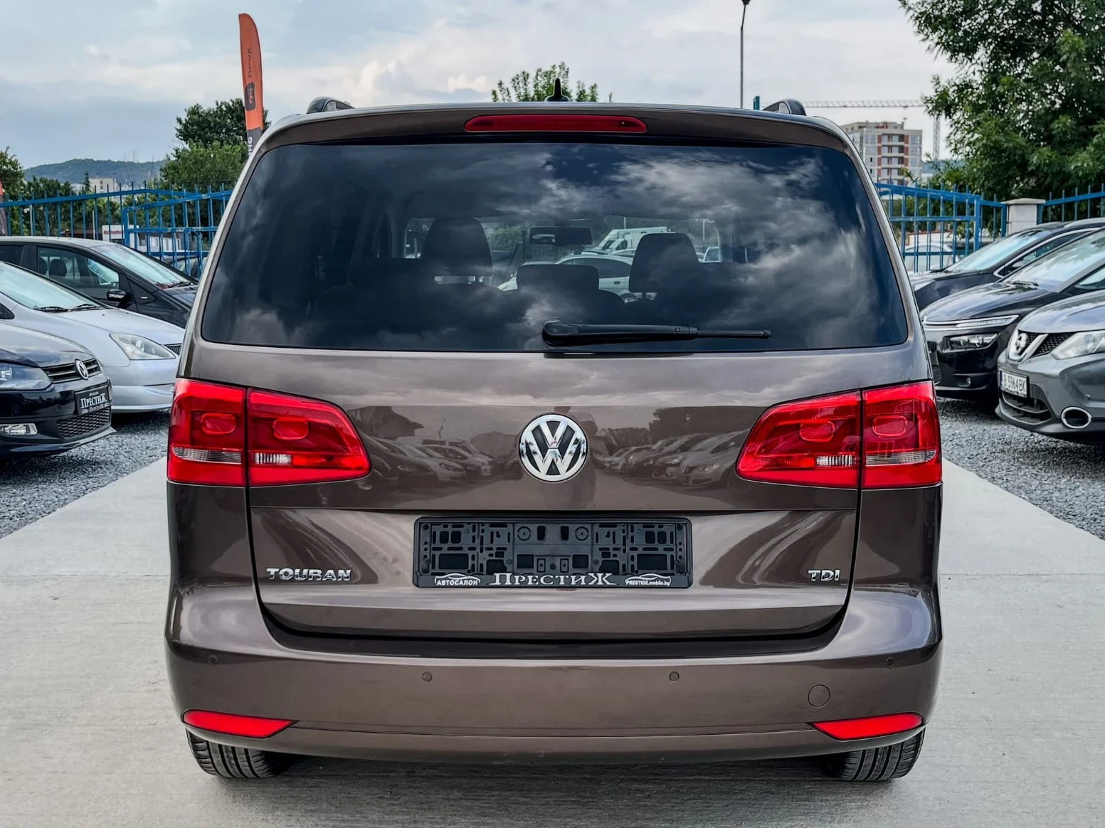 VW Touran 1.6 TDI - DSG - COMMON RAIL - изображение 5