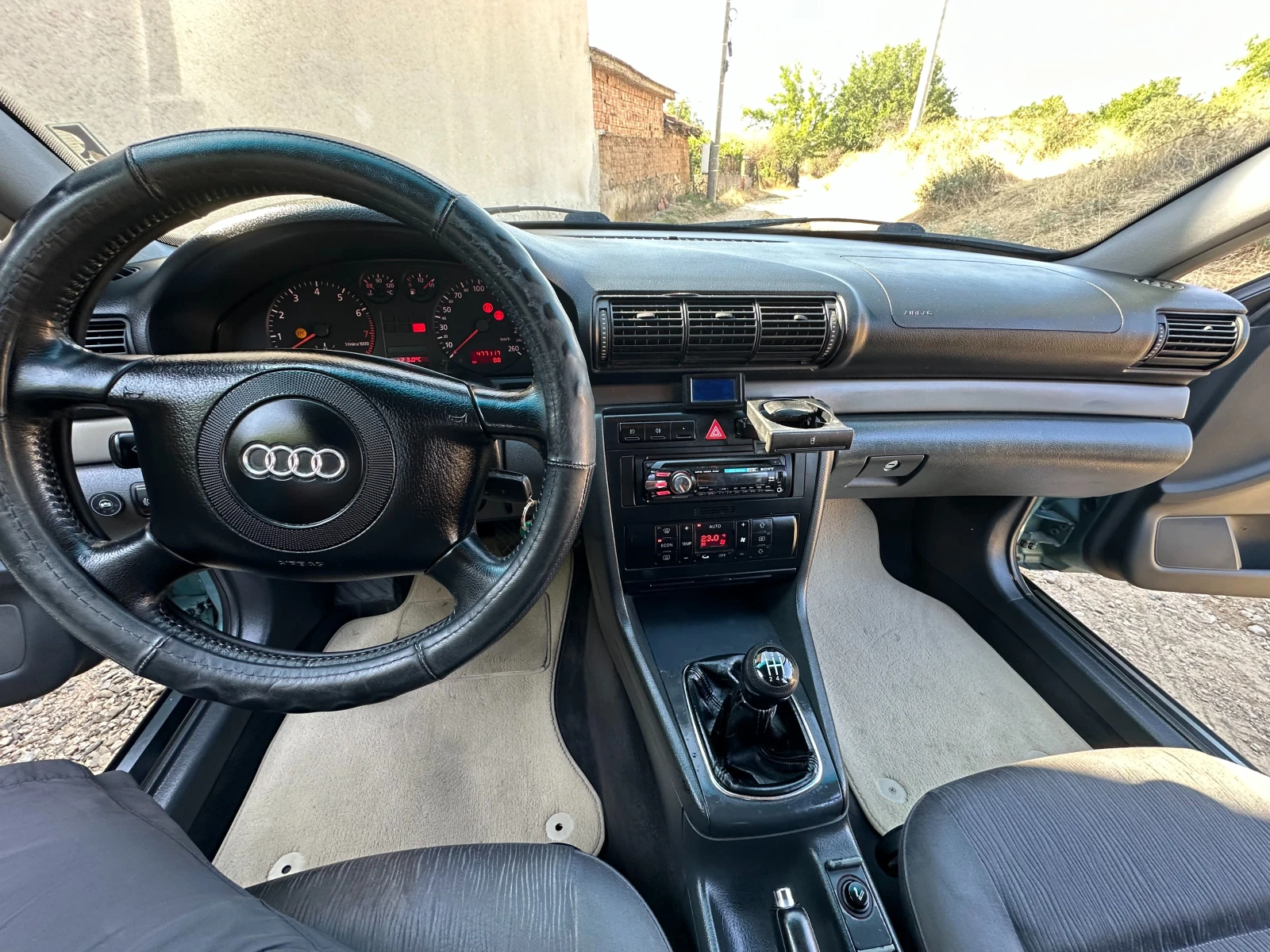 Audi A4 Комби - изображение 9