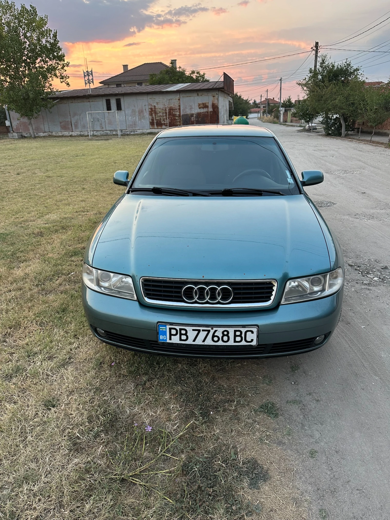 Audi A4 Комби - изображение 6