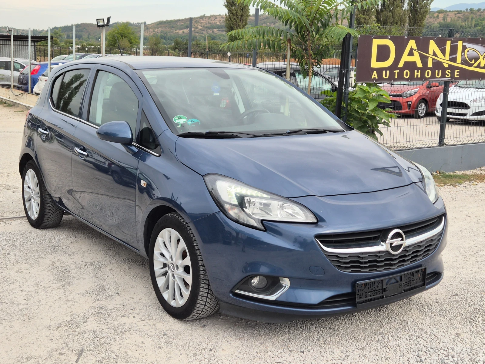 Opel Corsa 1.3 DIESEL EURO6 - изображение 2