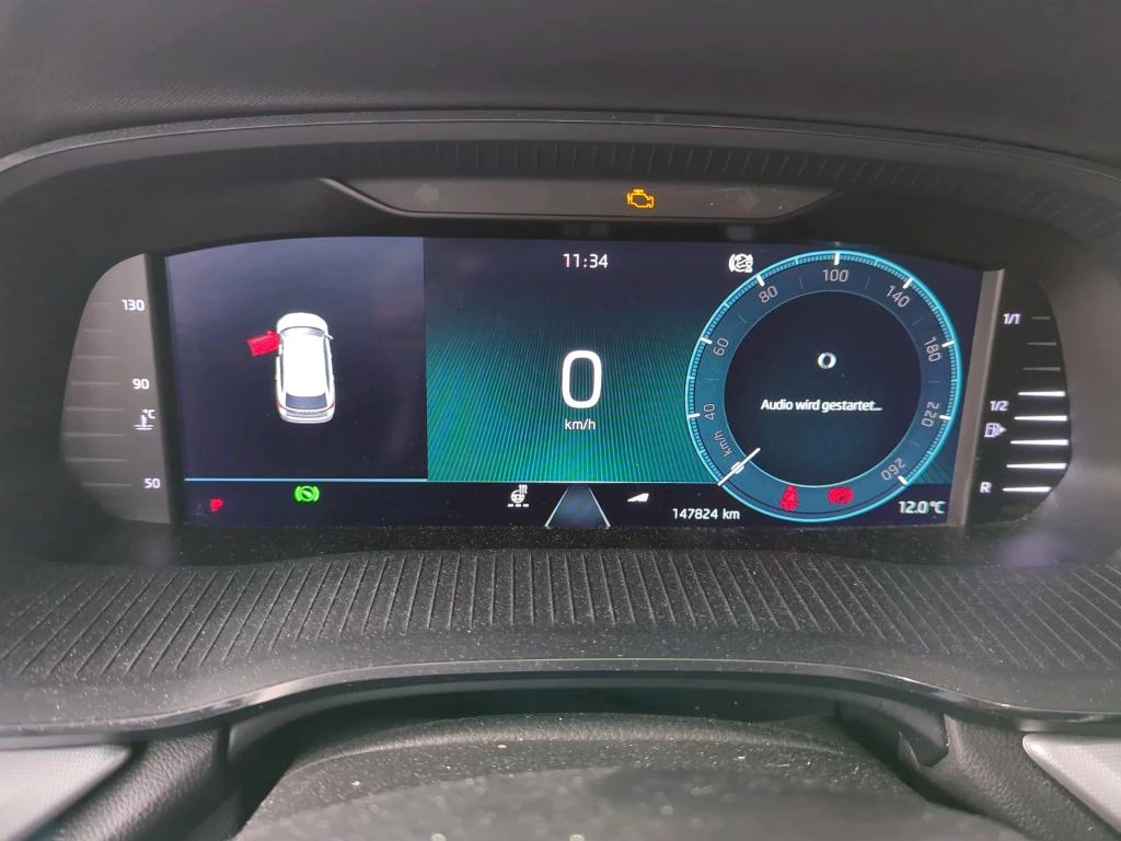 Skoda Octavia First Edition 2.0TDI 147824км - изображение 7