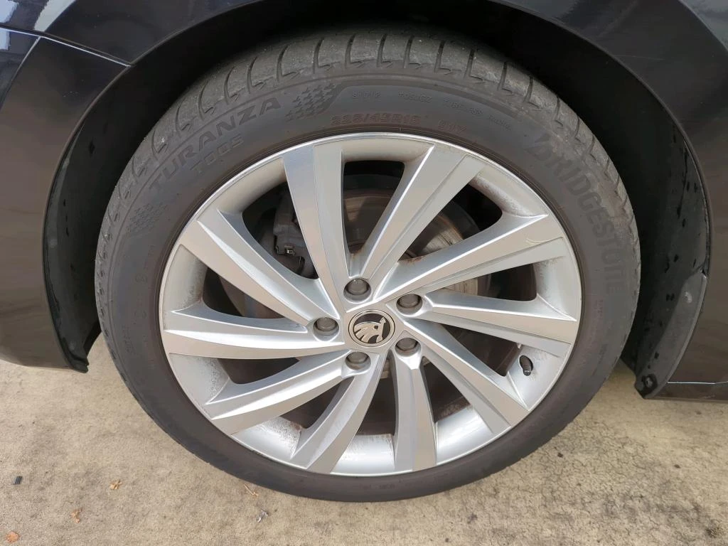 Skoda Octavia First Edition 2.0TDI 147824км - изображение 10