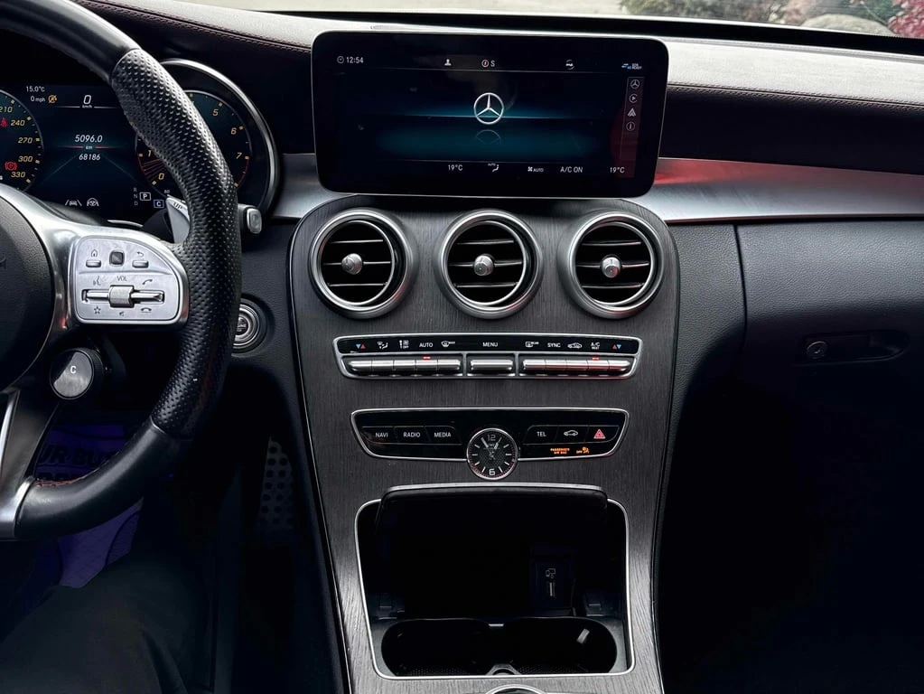 Mercedes-Benz C 63 AMG * S * CARFAX * БЕЗ ПЪРВОНАЧАЛНА ВНОСКА - изображение 9