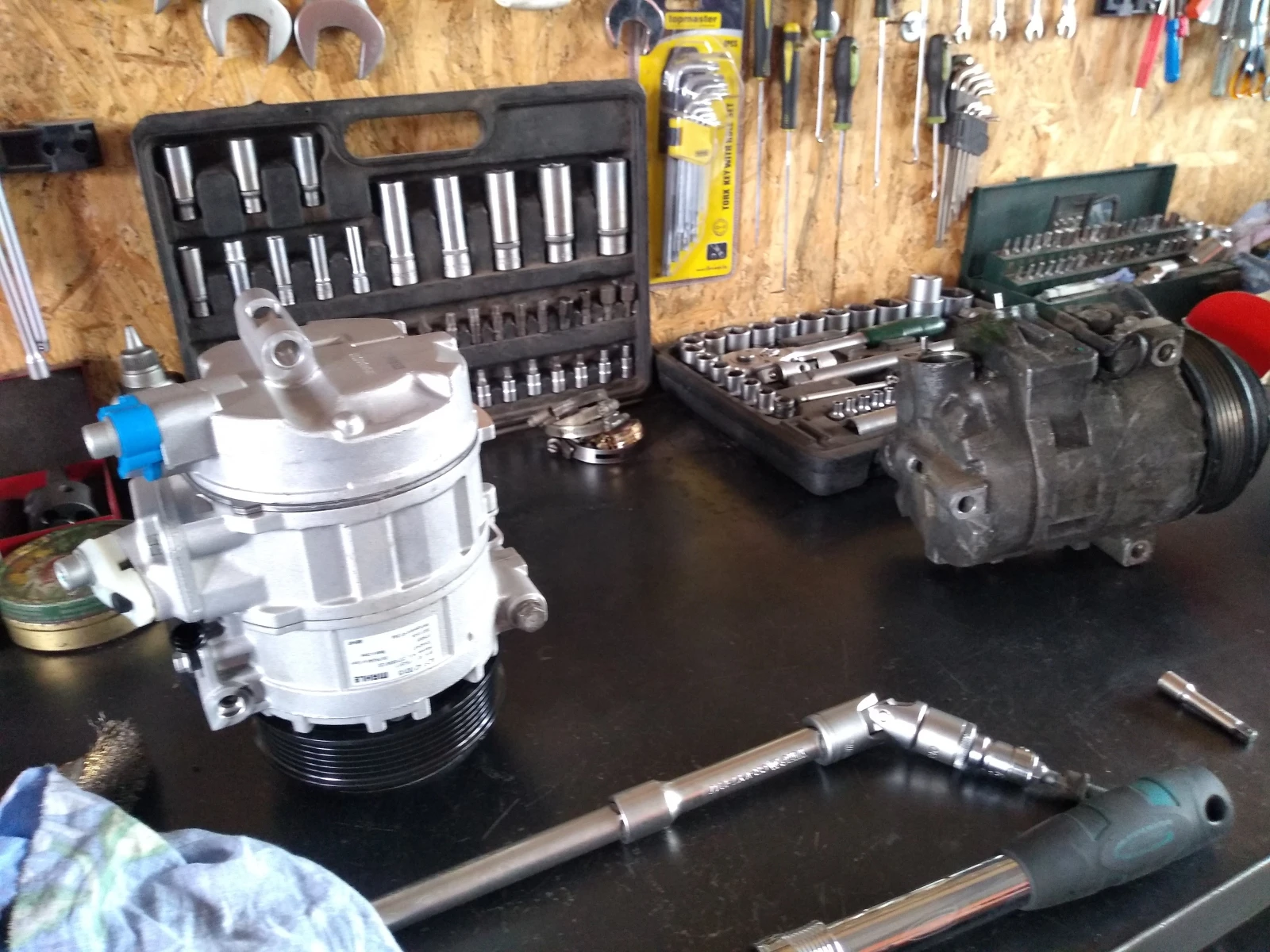 Mercedes-Benz E 230 2300 - изображение 3