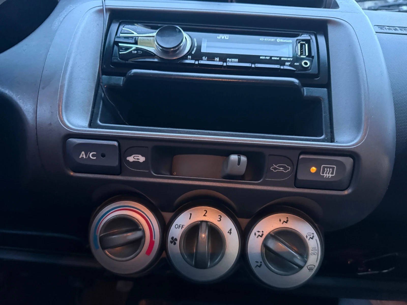 Honda Jazz  - изображение 6