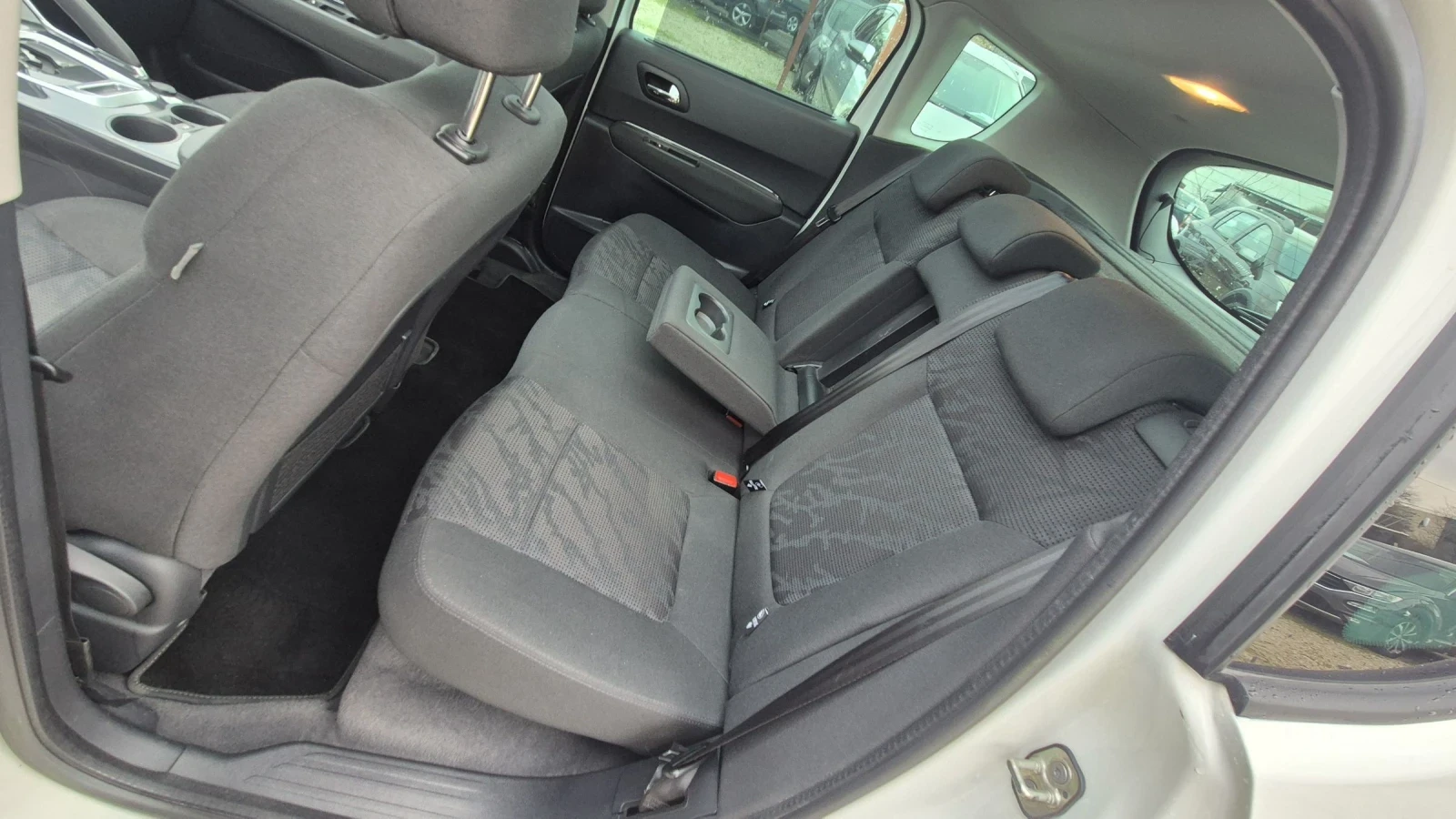 Peugeot 3008 2.0HDI 100%������ ��.������� �����  | Mobile.bg � ����������� 12