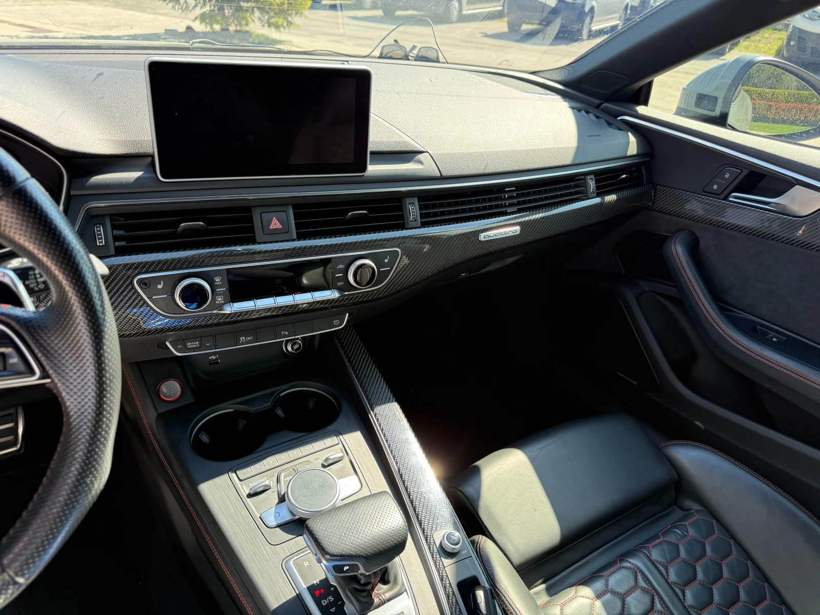 Audi Rs5 Carbon/B&O/Virtual/Panorama/Massage  , снимка 9 - Автомобили и джипове - 54118545