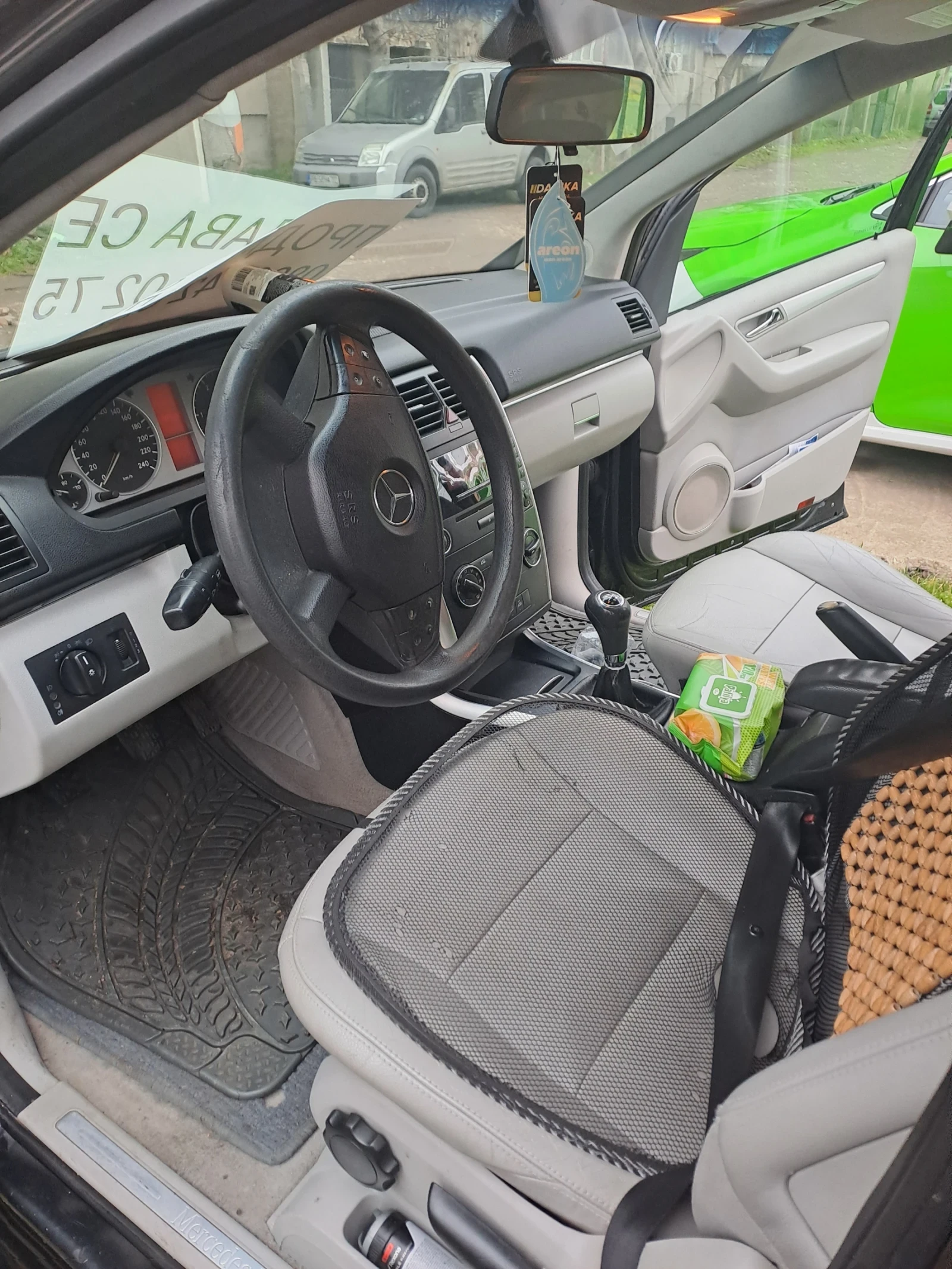 Mercedes-Benz B 180, снимка 6 - Автомобили и джипове - 54378106