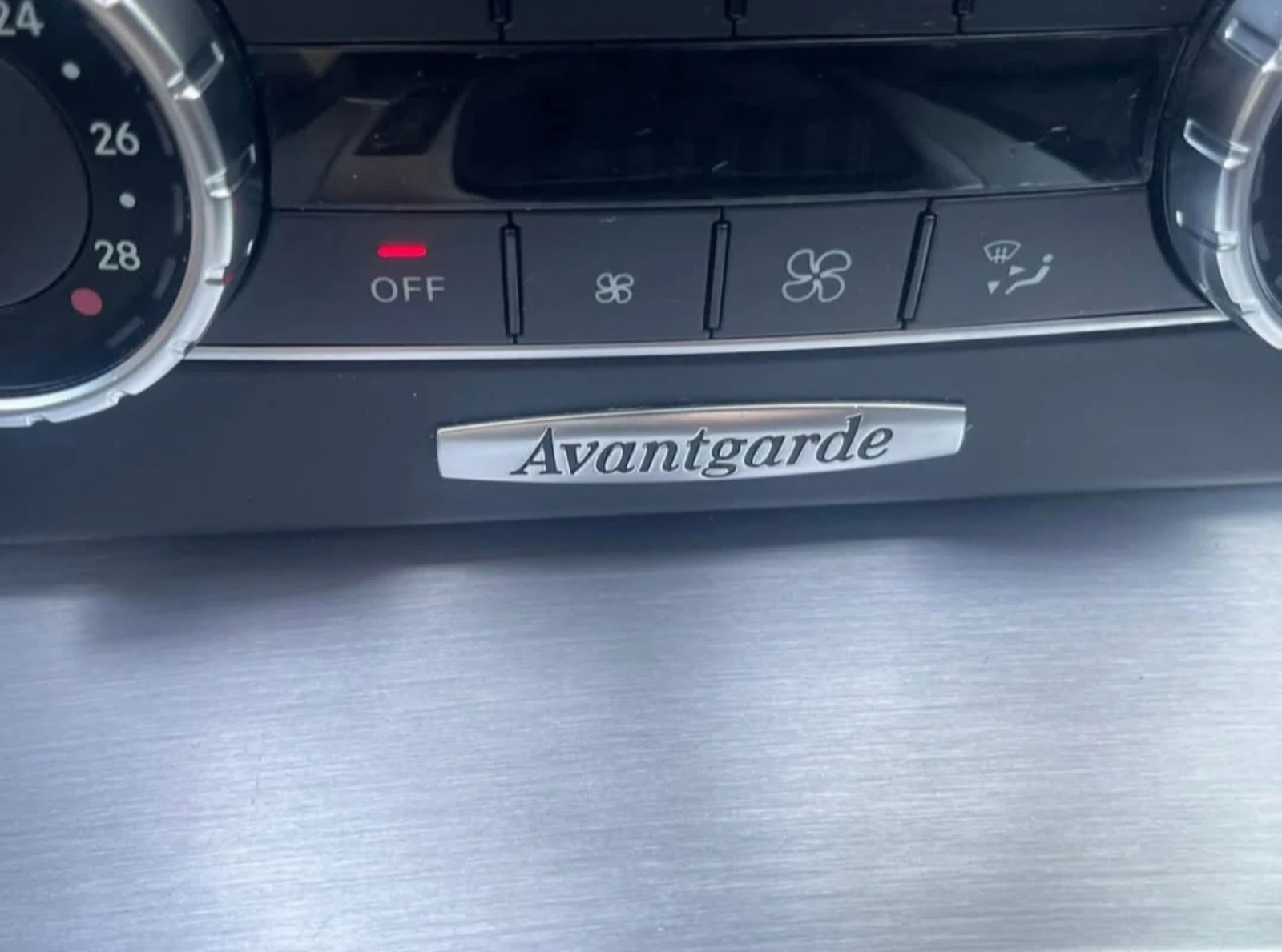 Mercedes-Benz C 200, снимка 8 - Автомобили и джипове - 54414207