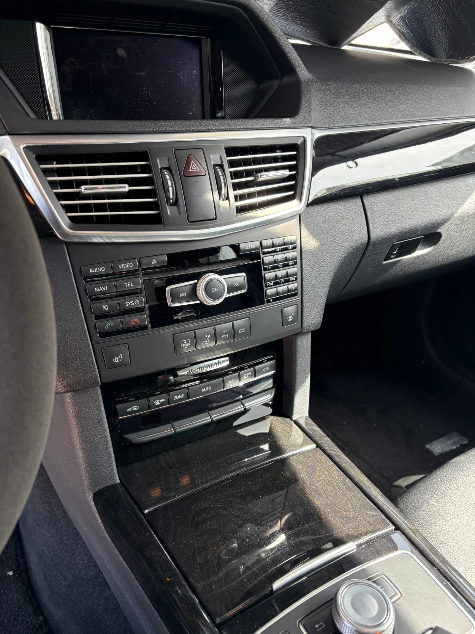 Mercedes-Benz E 350, снимка 6 - Автомобили и джипове - 54886138