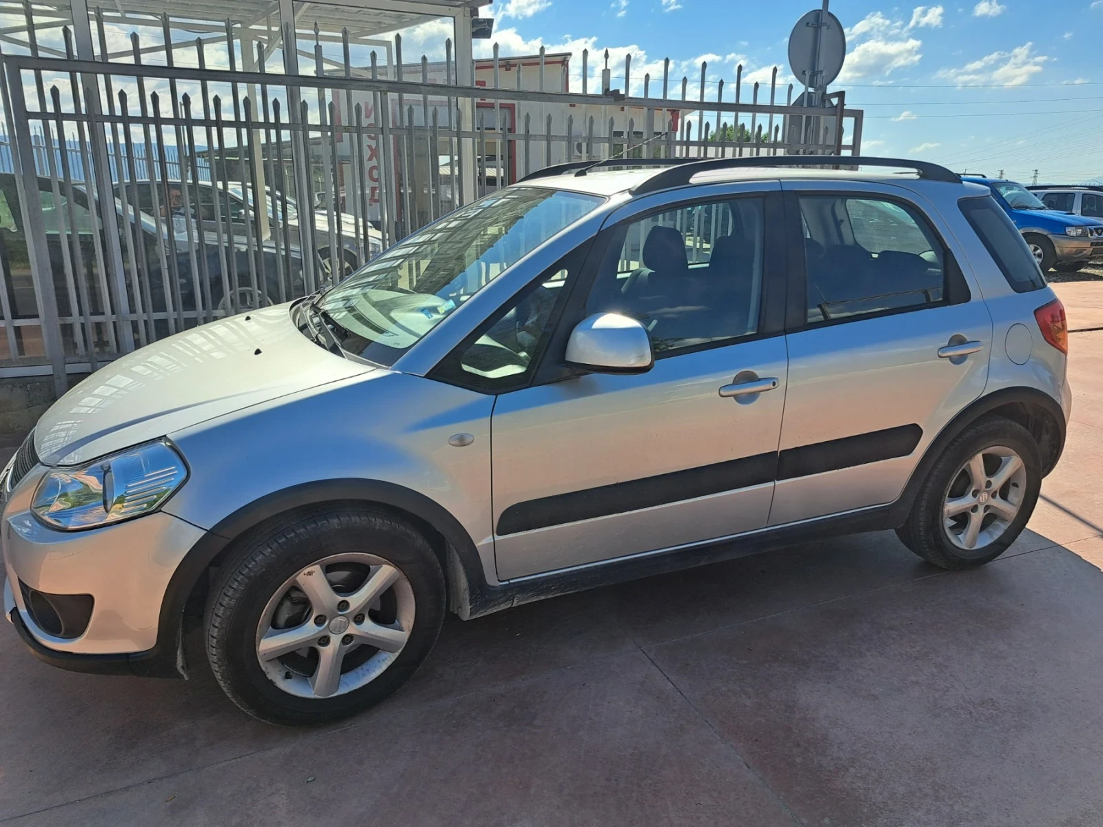 Suzuki SX4, снимка 3 - Автомобили и джипове - 54978818