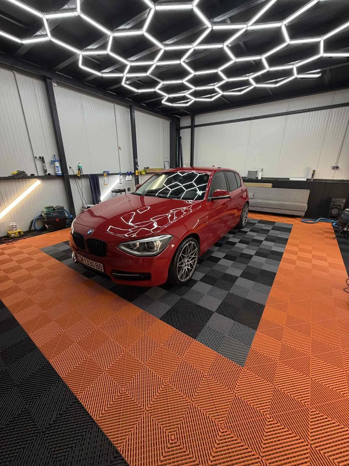 BMW 120  F20