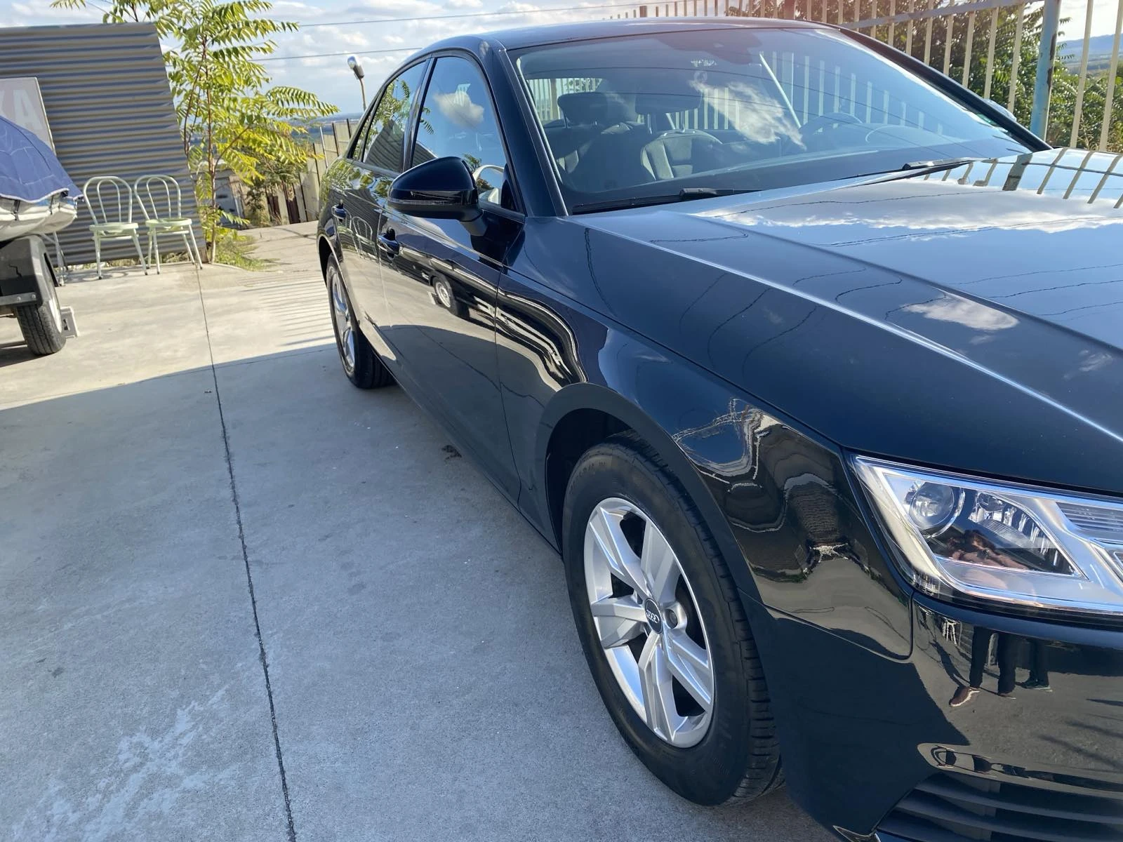 Audi A4 2.0 TDI, снимка 2 - Автомобили и джипове - 55038071