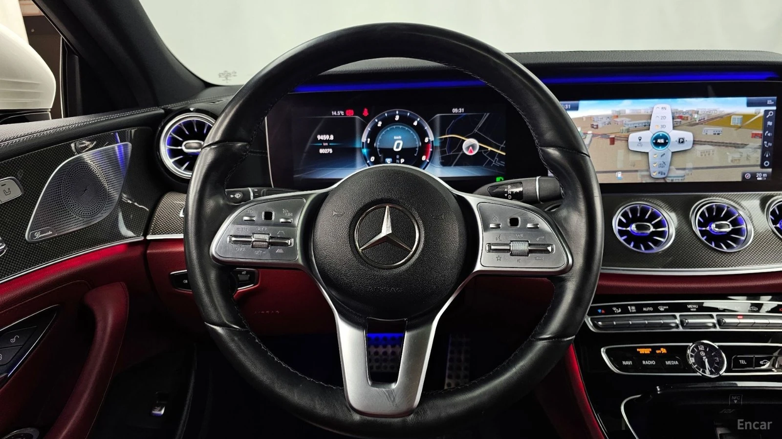 Mercedes-Benz CLS 400 d/4MATIC/AMG-LINE/SUNROOF/HEAD-UP, снимка 6 - Автомобили и джипове - 55421804