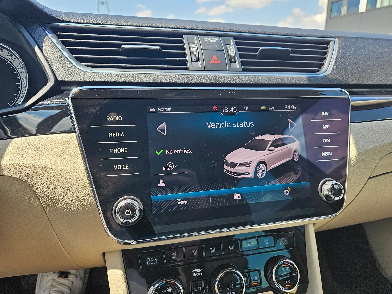 Skoda Superb Laurin & Klement (L&K), снимка 5 - Автомобили и джипове - 55573685