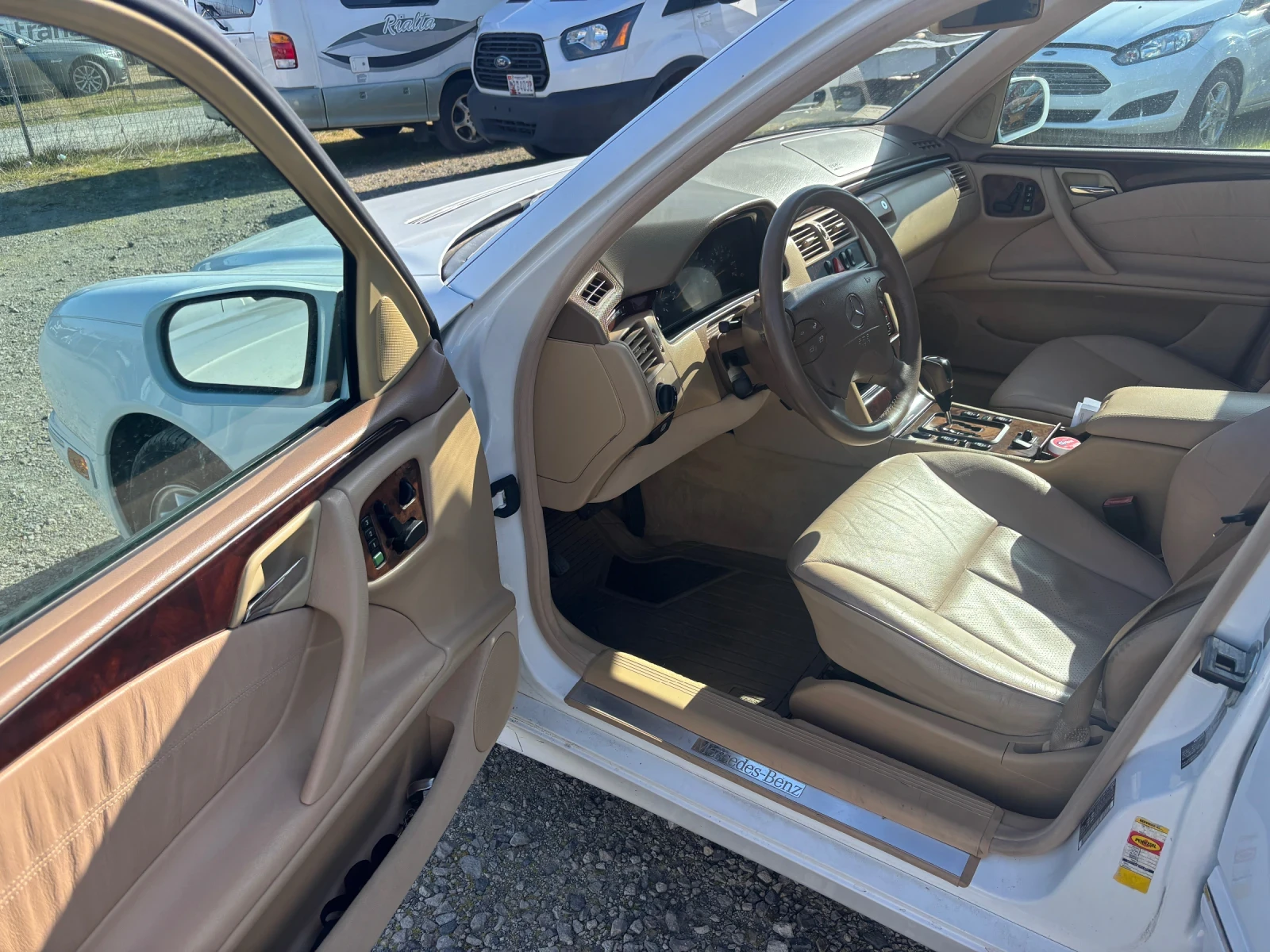Mercedes-Benz E 320 2 броя, снимка 9 - Автомобили и джипове - 55576177