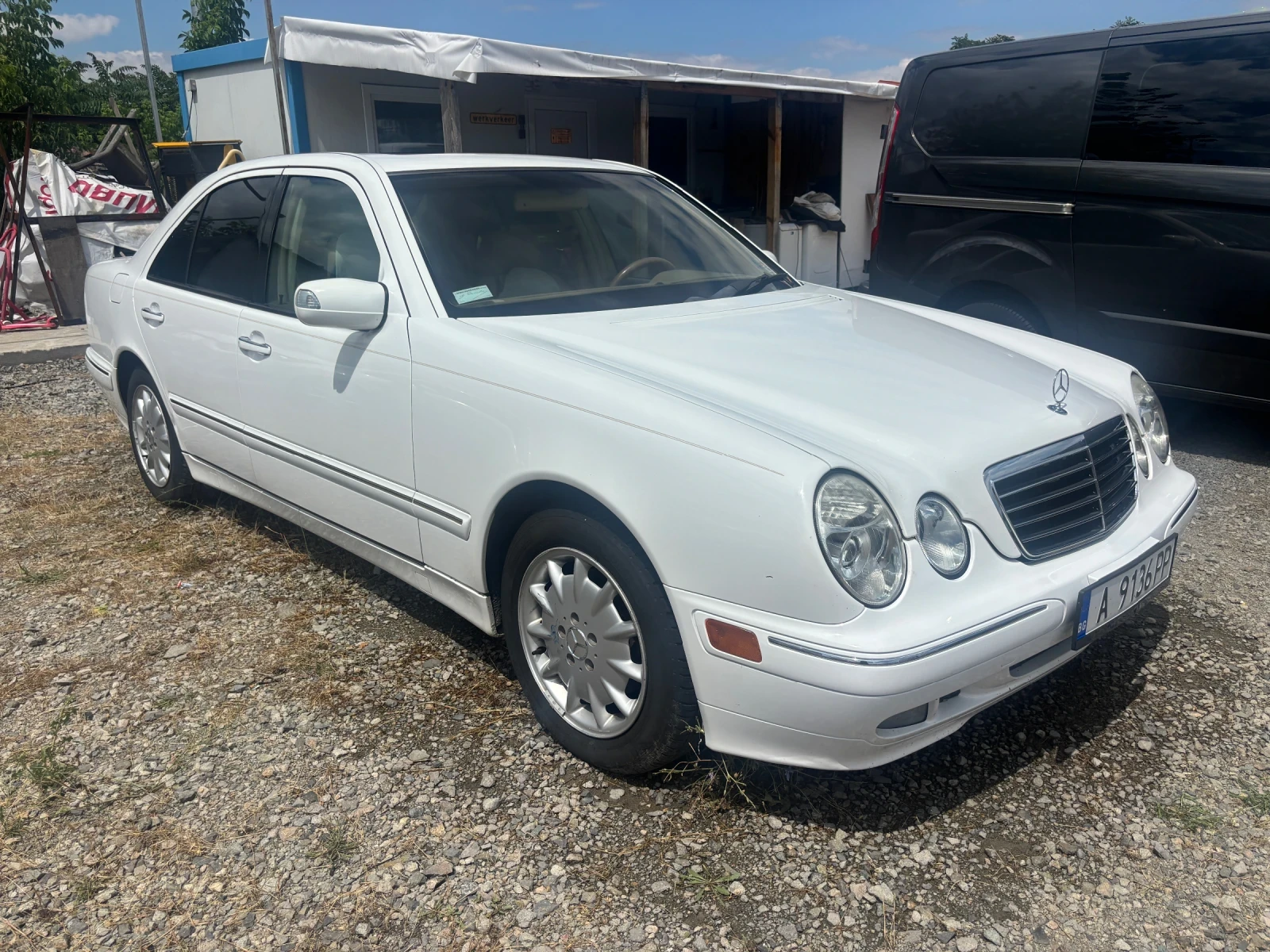 Mercedes-Benz E 320 2 броя, снимка 2 - Автомобили и джипове - 55576177