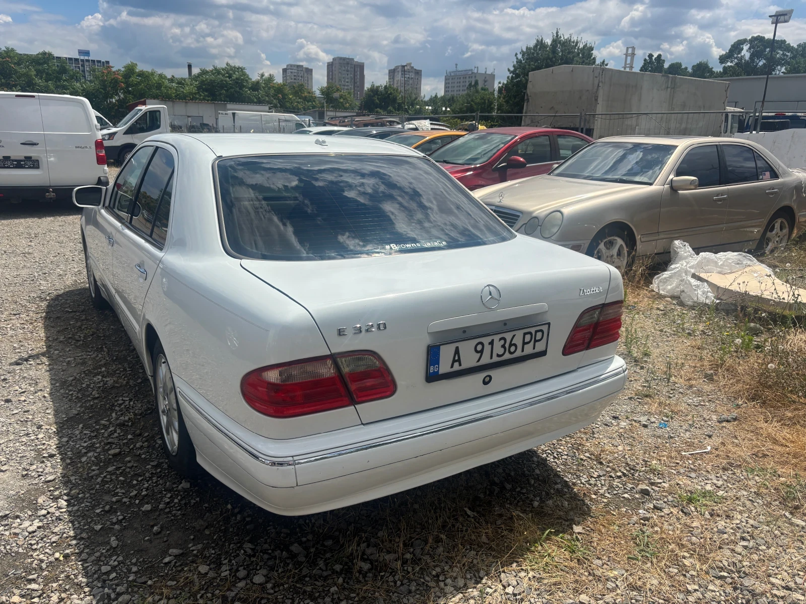 Mercedes-Benz E 320 2 броя, снимка 3 - Автомобили и джипове - 55576177