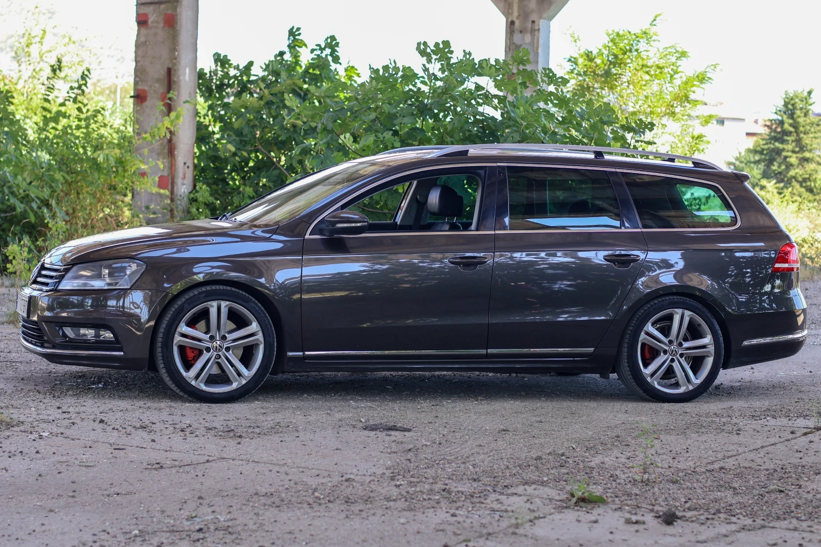 VW Passat 2.0 TDI, снимка 6 - Автомобили и джипове - 55728431