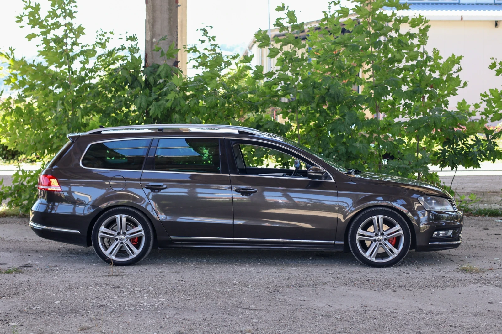 VW Passat 2.0 TDI, снимка 4 - Автомобили и джипове - 55728431