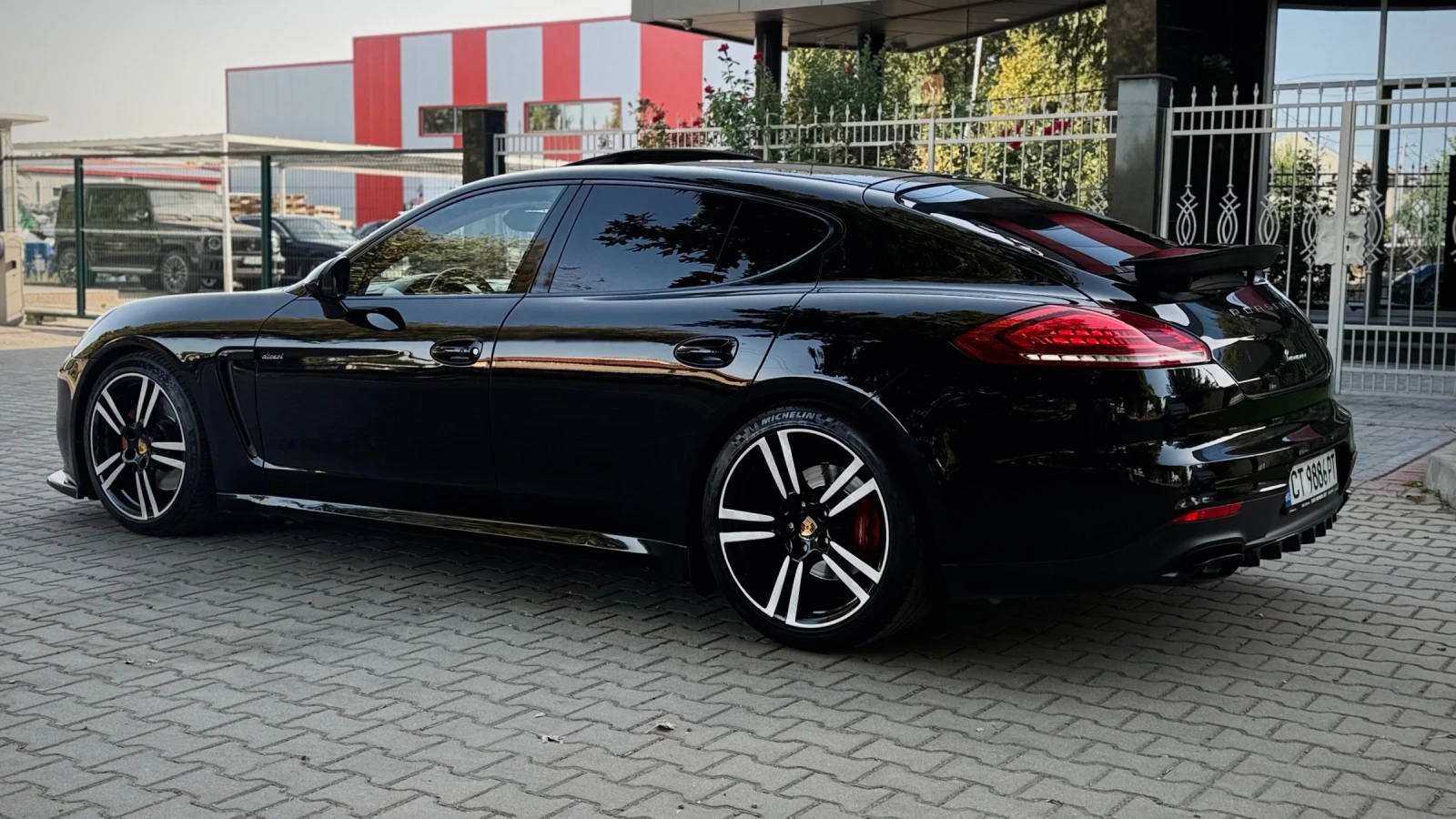 Porsche Panamera Facelift* Matrix* Chrono, снимка 3 - Автомобили и джипове - 55883428