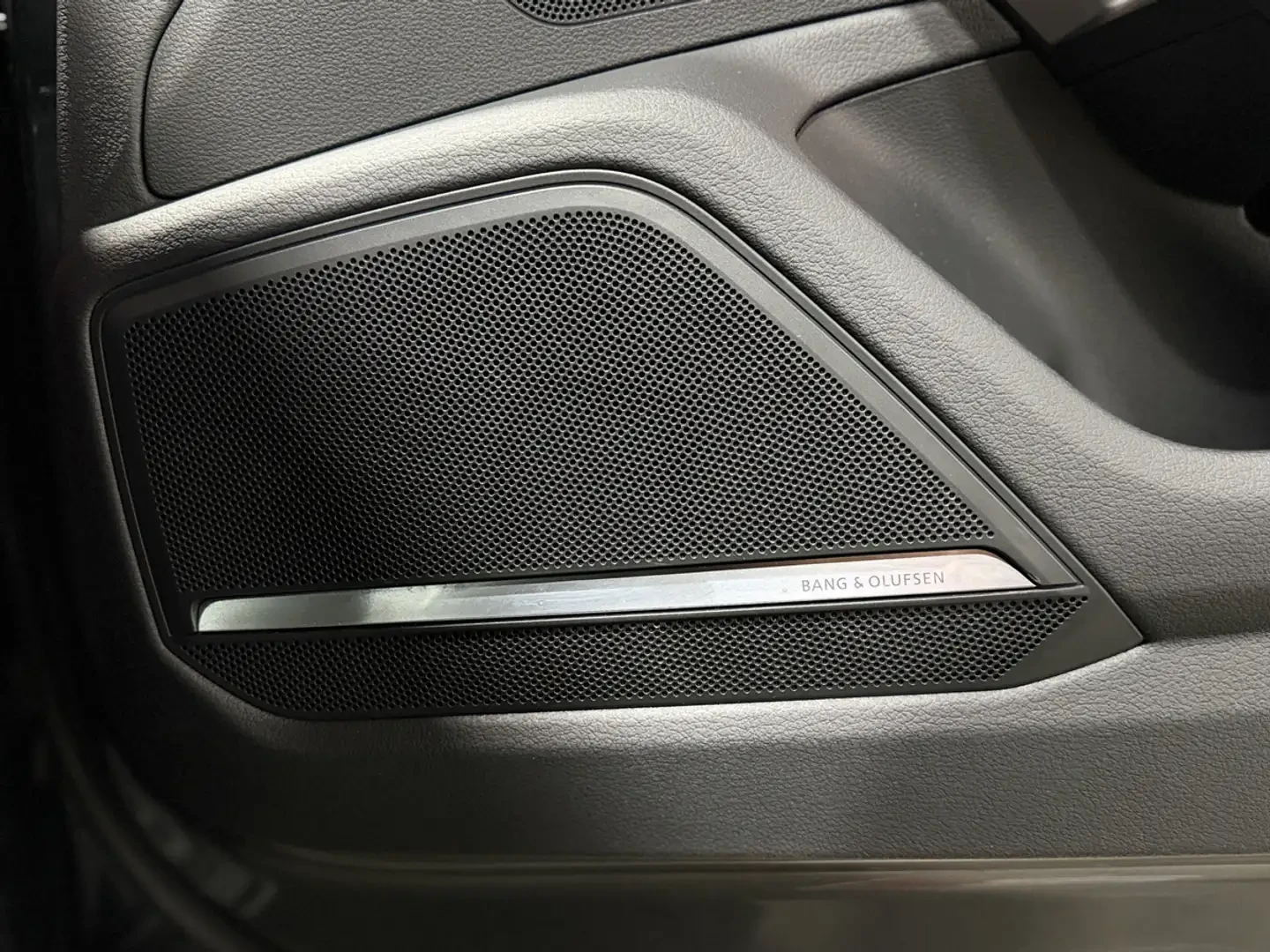 Audi S6 * 2.9 TFSI * Premium Plus * Фиксирана цена до БГ *, снимка 15 - Автомобили и джипове - 56112376