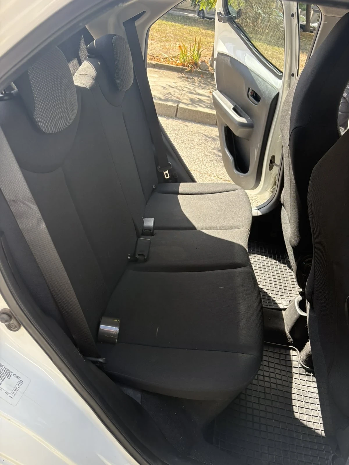 Toyota Aygo, снимка 10 - Автомобили и джипове - 56183742