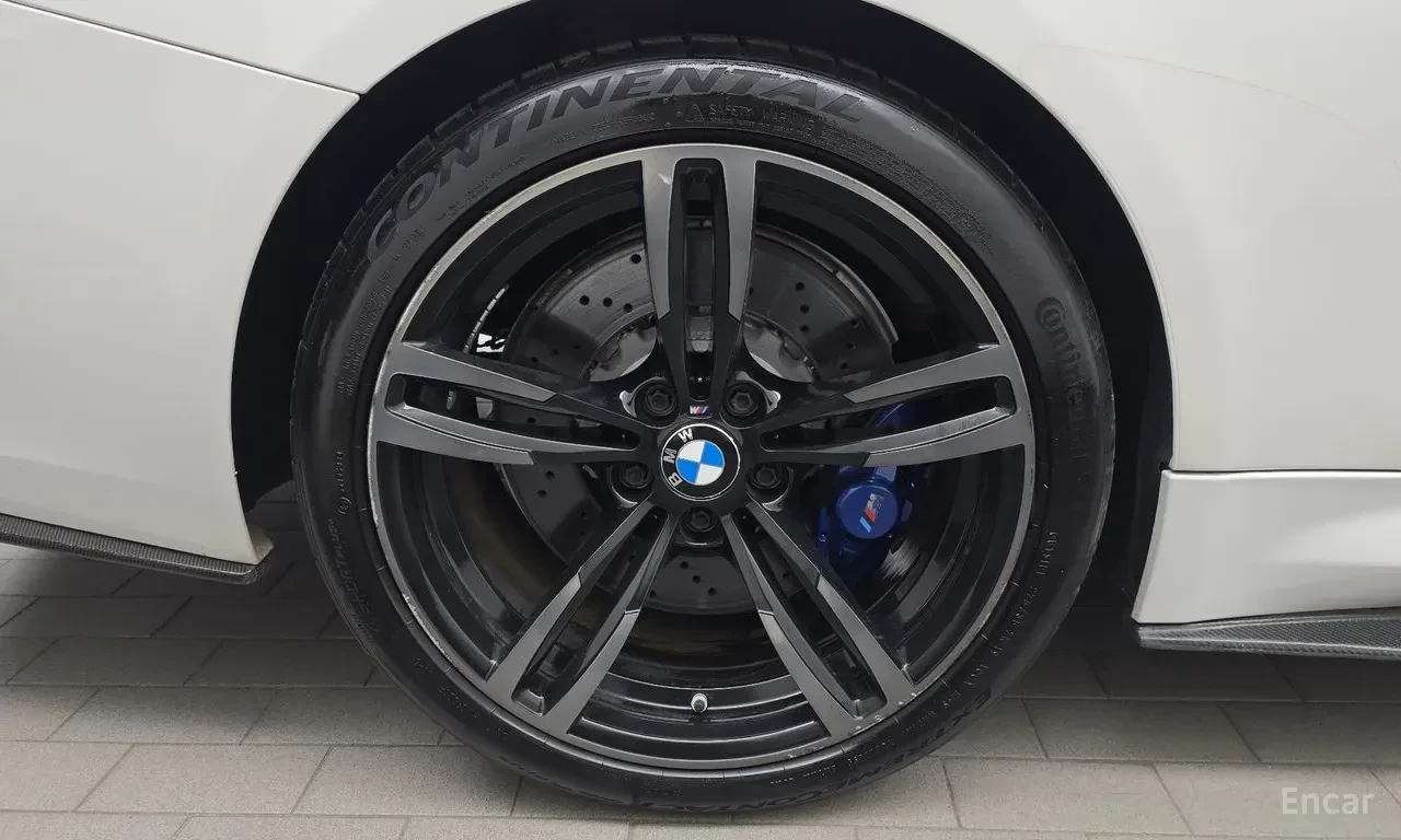 BMW M4 HARMON* KARDON* 360КАМЕРА* ХЕДЪП* , снимка 5 - Автомобили и джипове - 56243639