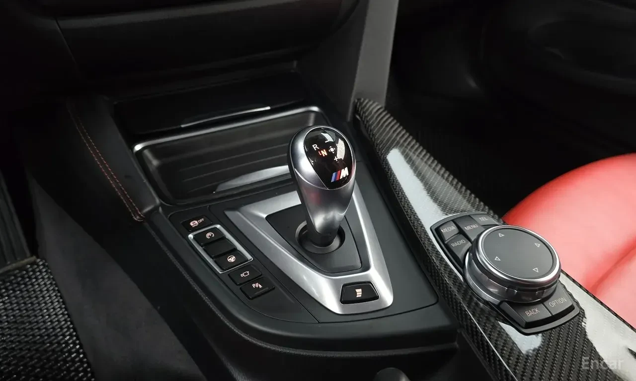 BMW M4 HARMON* KARDON* 360КАМЕРА* ХЕДЪП* , снимка 11 - Автомобили и джипове - 56243639