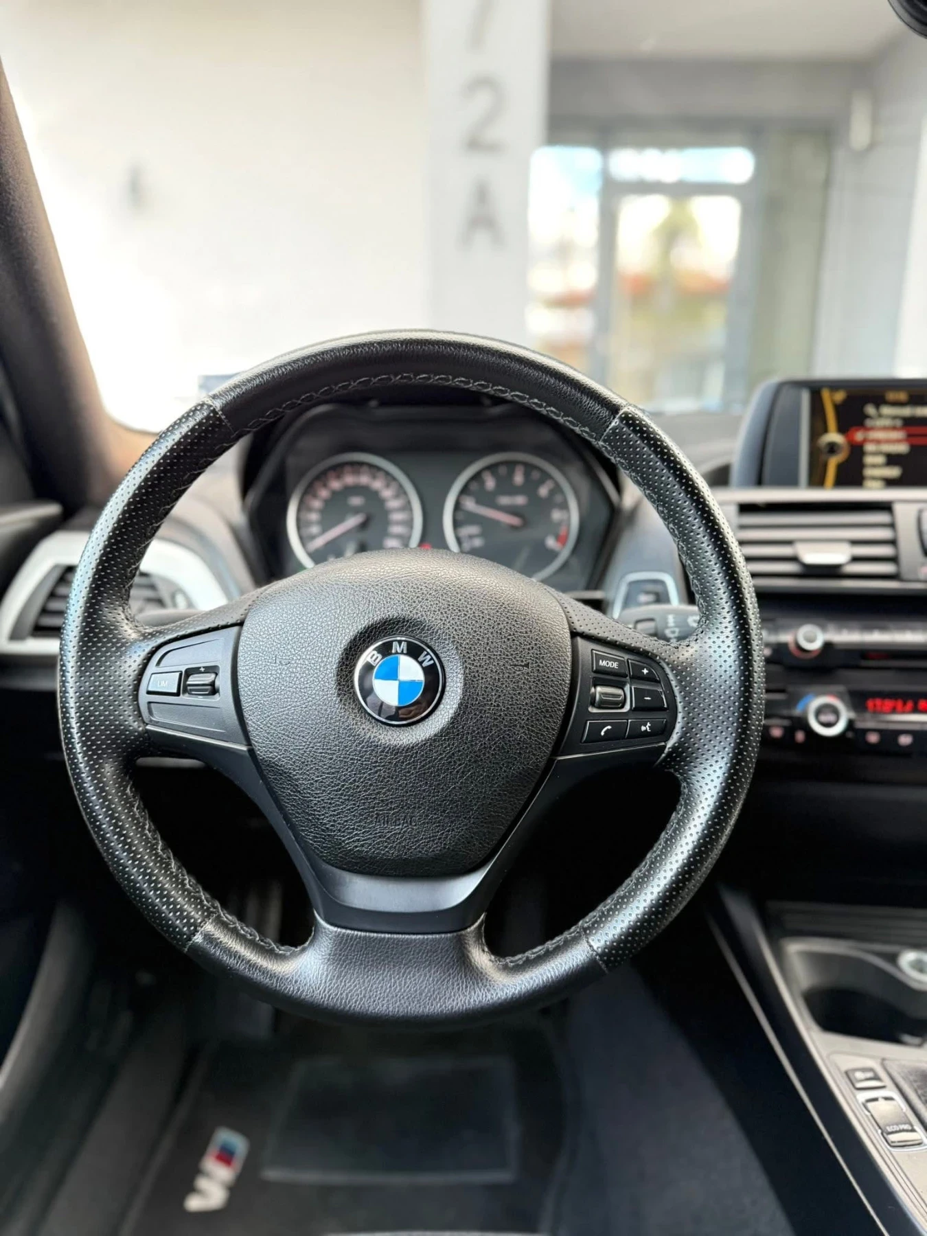 BMW 118 D/ 143hp/ ПЕРФЕКТНО, снимка 12 - Автомобили и джипове - 56521829