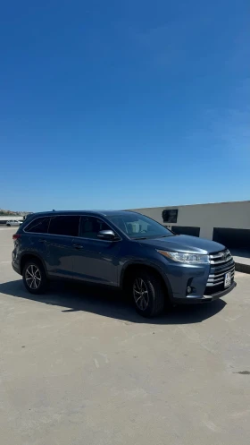 Toyota Highlander XLE, снимка 3