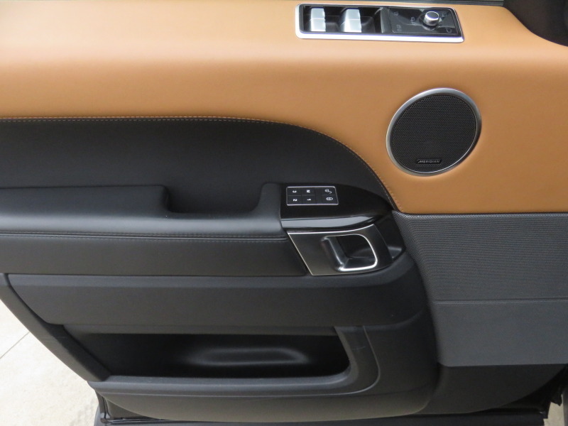 Land Rover Range Rover Sport P400e Plug-in Hybride HSE, 3xTV, Oбдухване, Вакуми, снимка 13 - Автомобили и джипове - 43036137