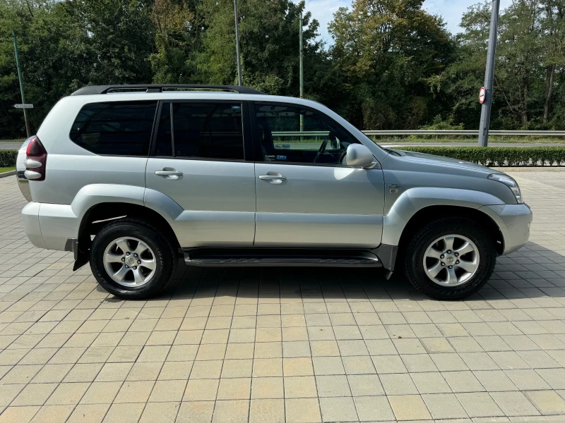 Toyota Land cruiser 120 7+ 1м.Navi* Leder* Full option* , снимка 4 - Автомобили и джипове - 47370616