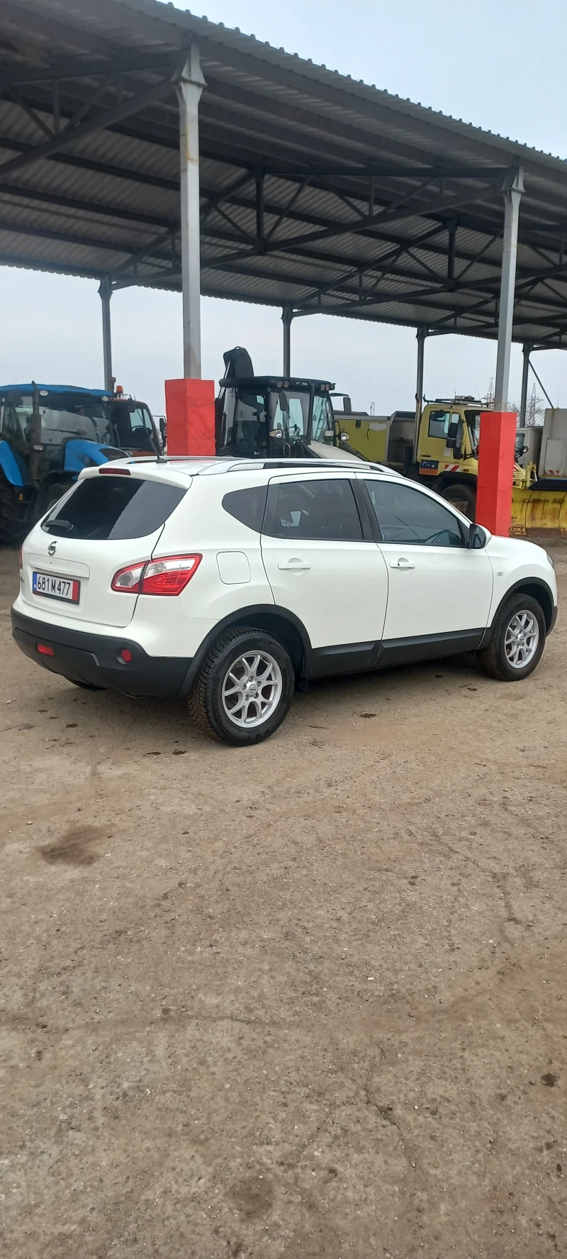 Nissan Qashqai, снимка 3 - Автомобили и джипове - 49048171