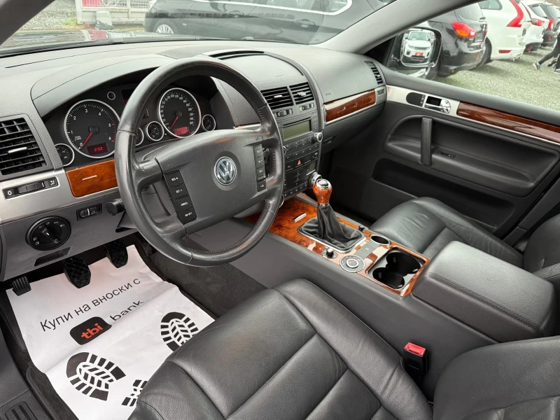 VW Touareg (КАТО НОВА), снимка 12 - Автомобили и джипове - 52583171