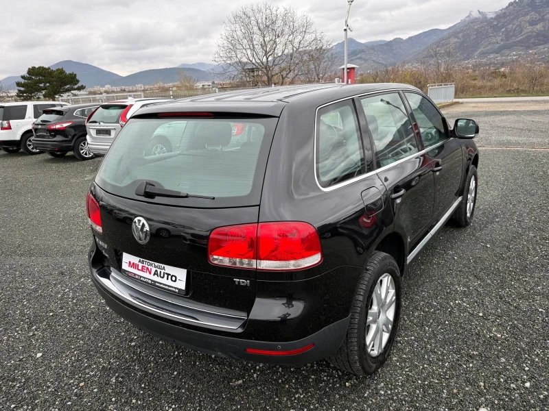 VW Touareg (КАТО НОВА), снимка 6 - Автомобили и джипове - 52583171