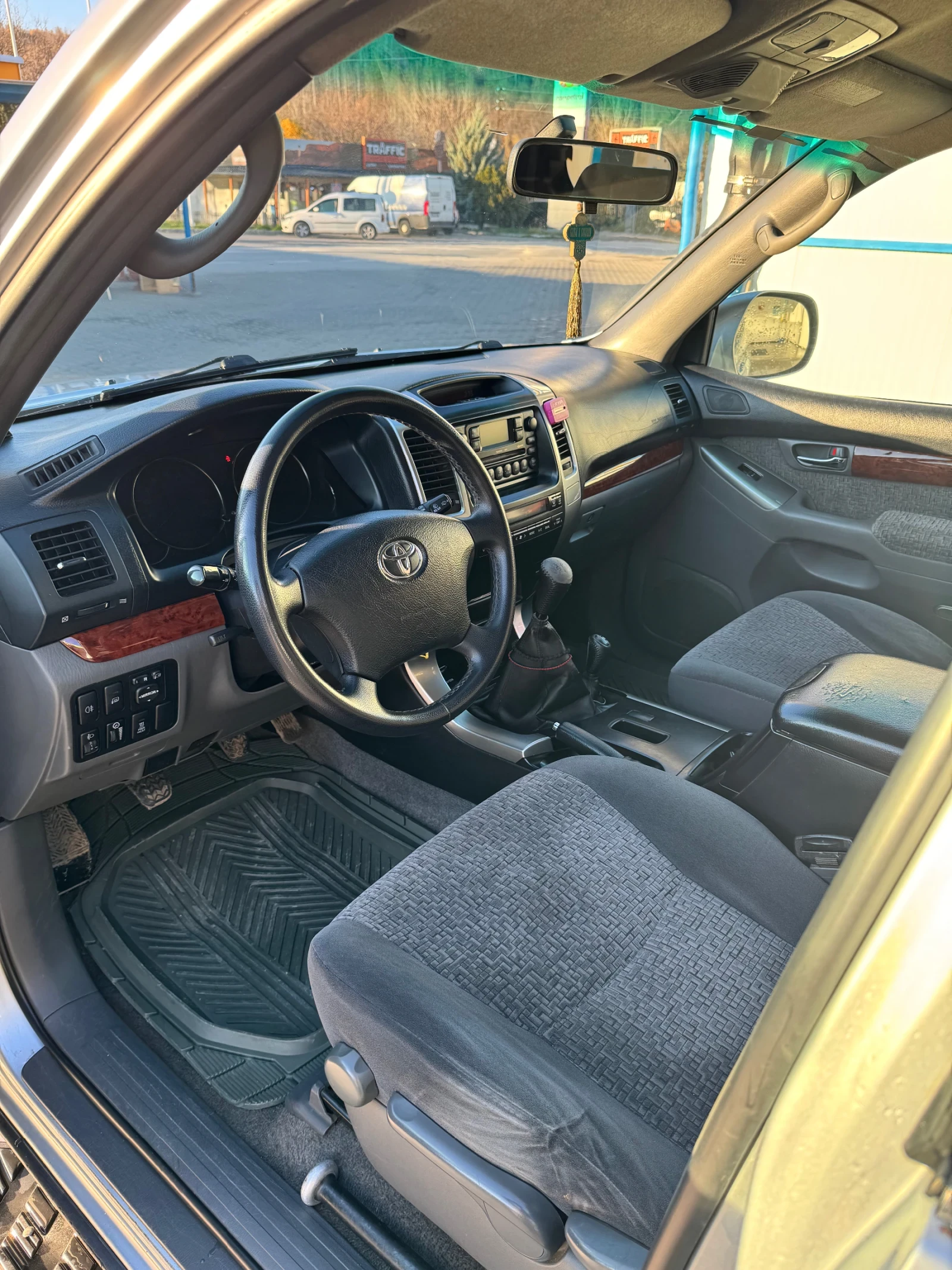 Toyota Land cruiser  - изображение 5