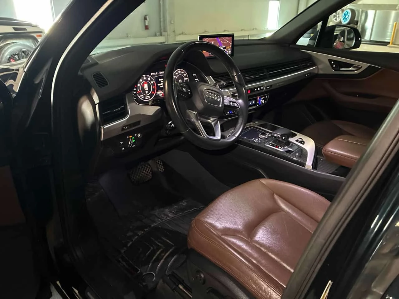 Audi Q7 3.0T Progressiv/ДИСТРОНИК/ПАНОРАМА/ОБДУХВАНЕ/360, снимка 7 - Автомобили и джипове - 54295955