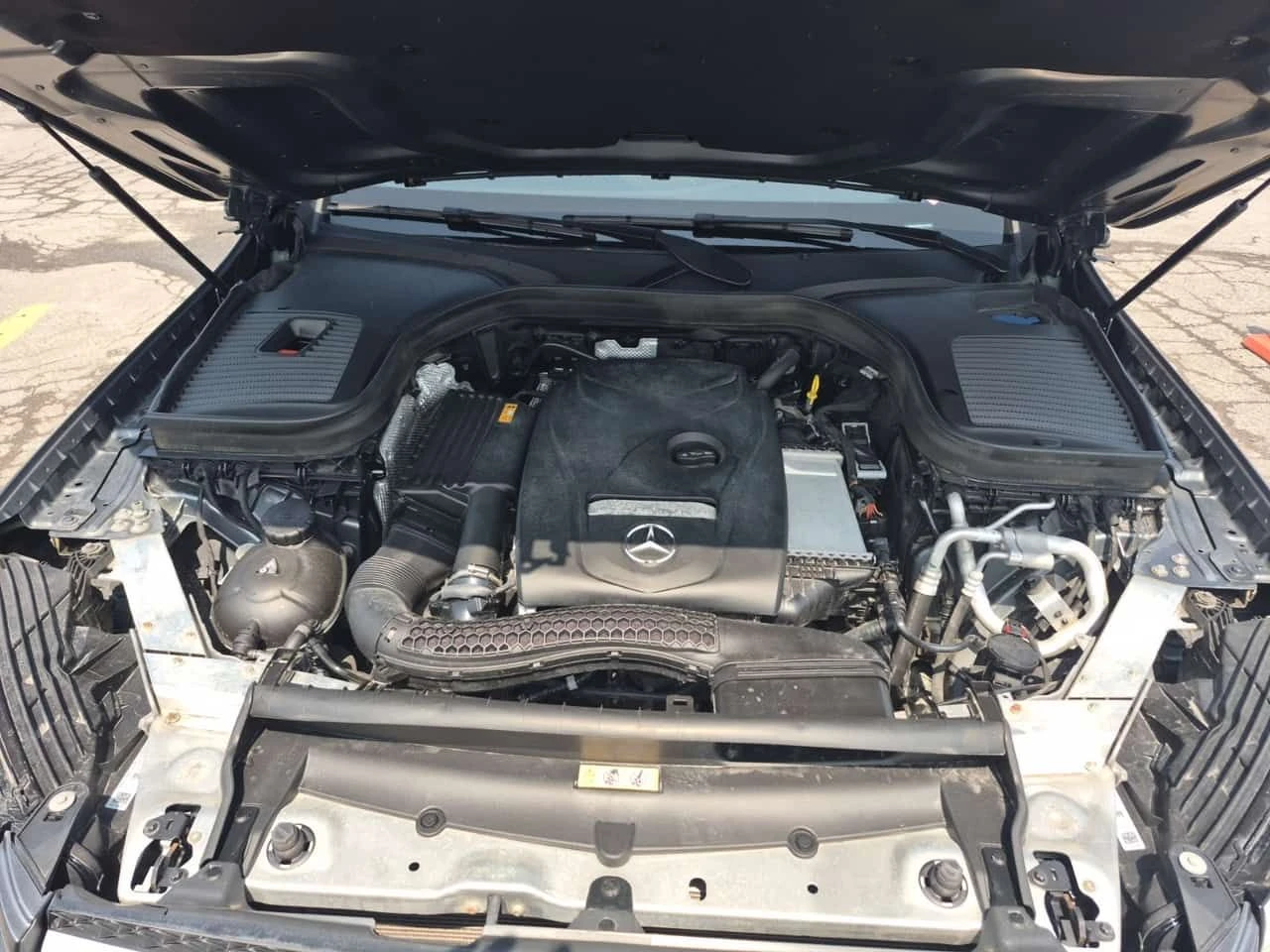 Mercedes-Benz GLC 300 * Без инциденти * CARFAX * , снимка 14 - Автомобили и джипове - 54603909