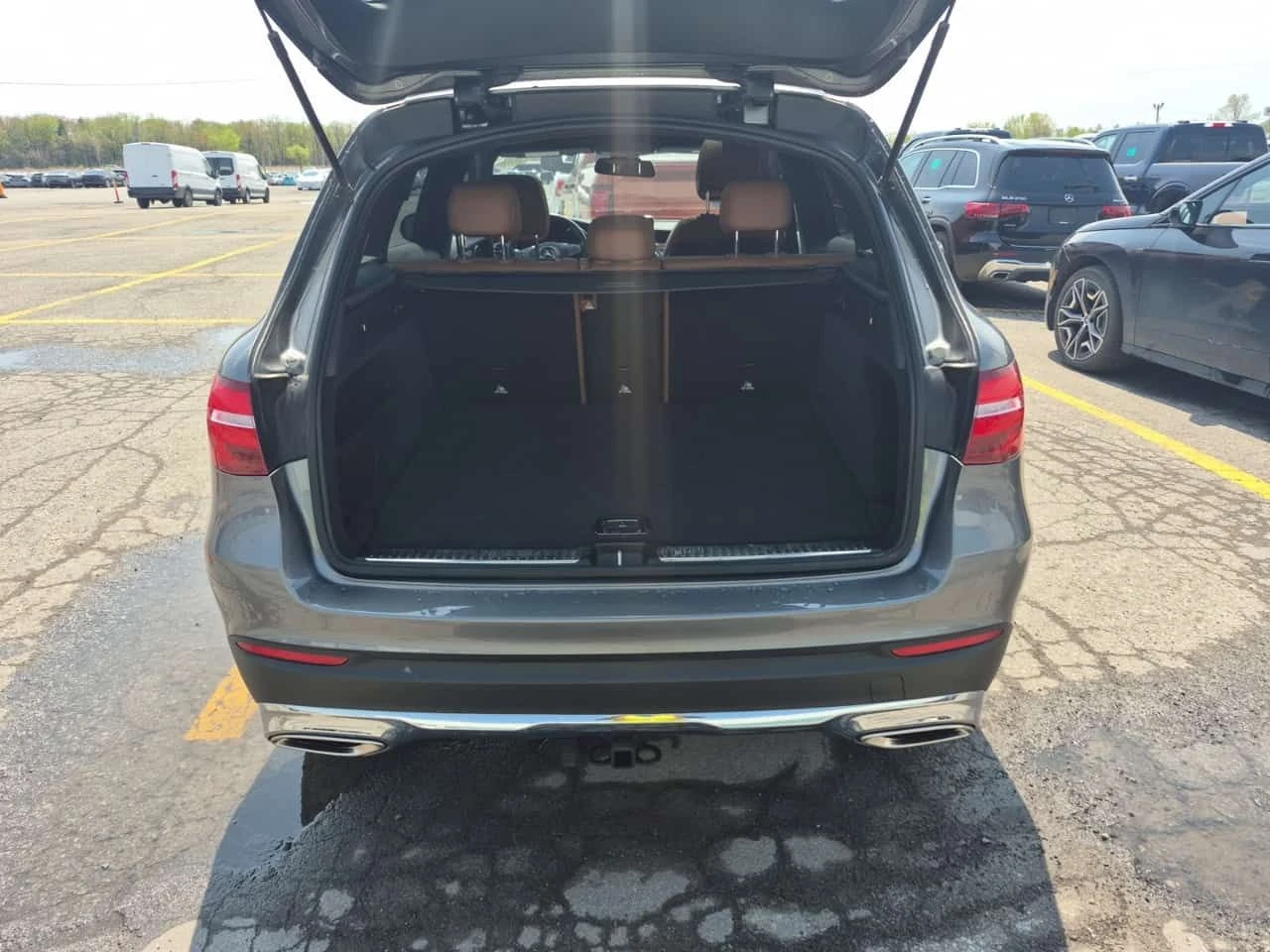 Mercedes-Benz GLC 300 * Без инциденти * CARFAX * , снимка 12 - Автомобили и джипове - 54603909