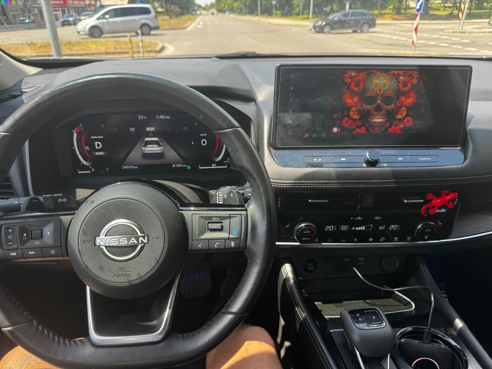 Nissan X-trail Platinum 25 Хил.км, снимка 12 - Автомобили и джипове - 55182756