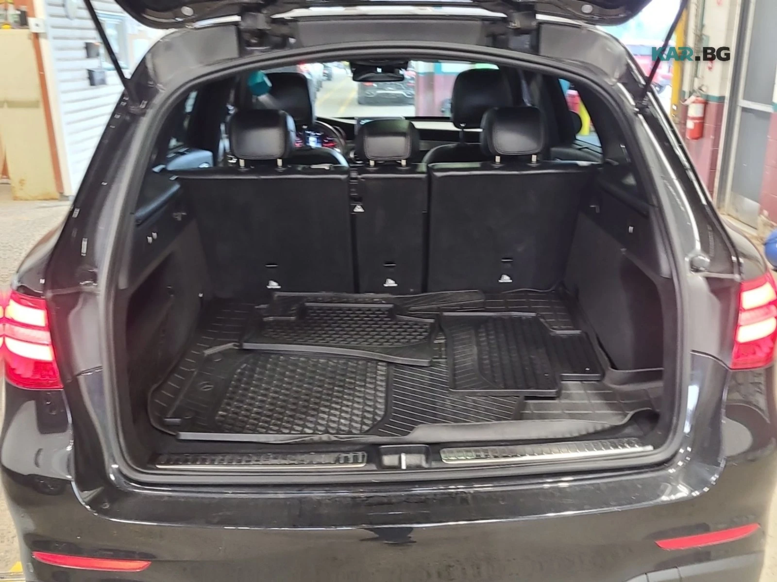 Mercedes-Benz GLC 63 AMG S Автокредит Цена до България, снимка 11 - Автомобили и джипове - 56167455
